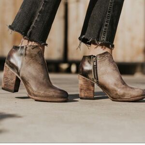 Freebird by Steven Darius Distressed Leather Stacked Heel Bootie | Size 8